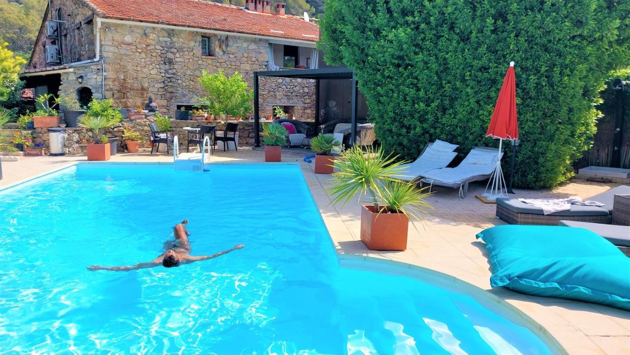 La Bergerie Du Moulin (Adults Only) Bed & Breakfast Taradeau Екстериор снимка