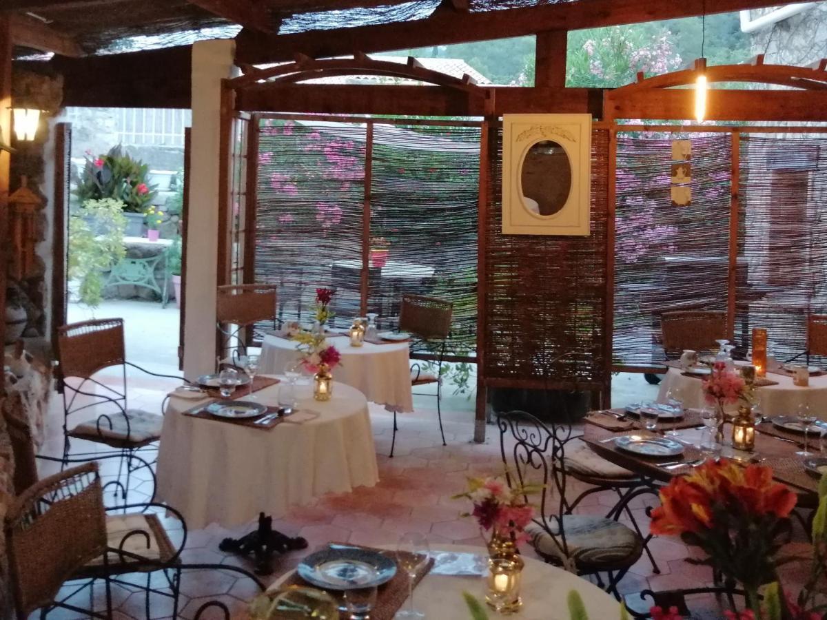 La Bergerie Du Moulin (Adults Only) Bed & Breakfast Taradeau Екстериор снимка