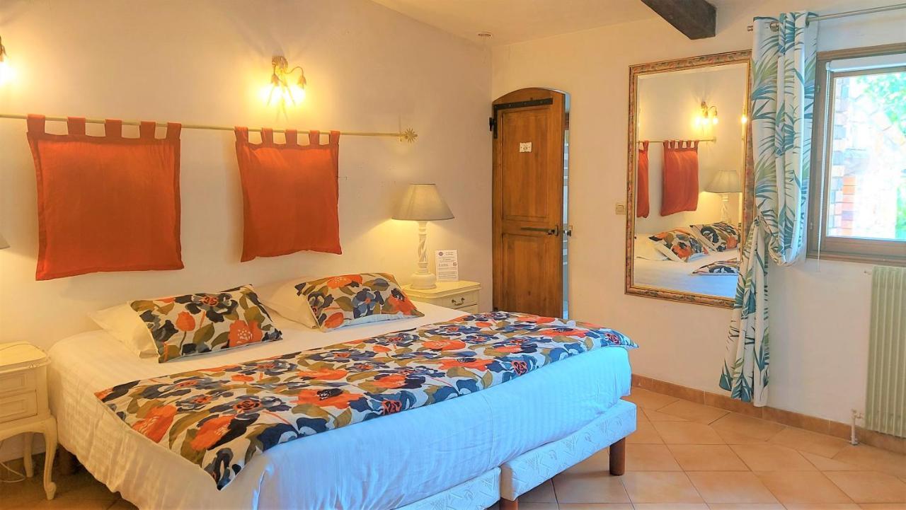 La Bergerie Du Moulin (Adults Only) Bed & Breakfast Taradeau Екстериор снимка