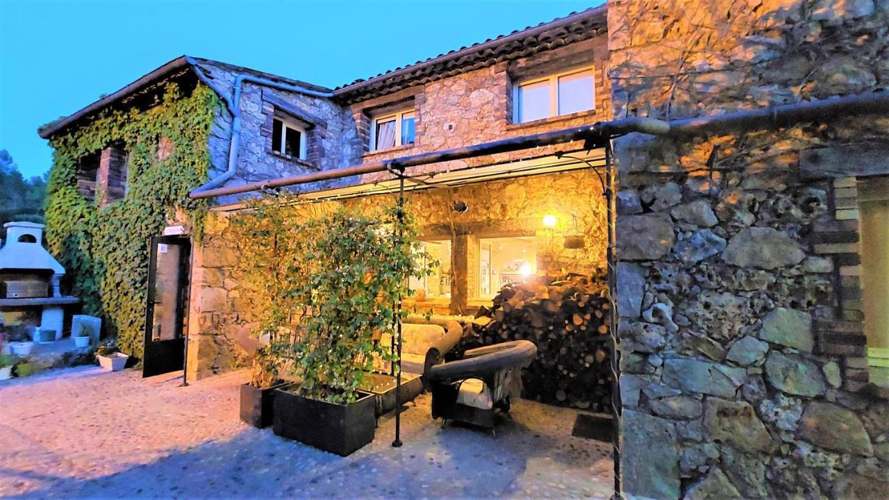 La Bergerie Du Moulin (Adults Only) Bed & Breakfast Taradeau Екстериор снимка