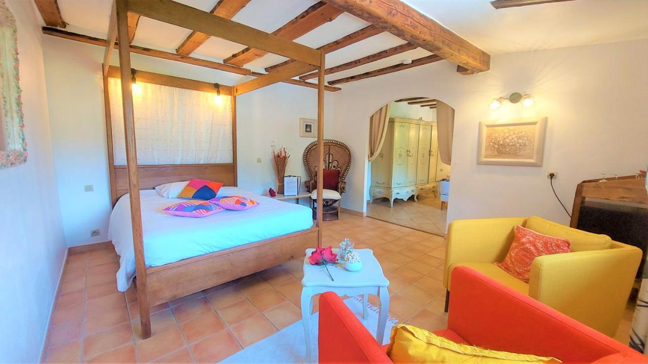 La Bergerie Du Moulin (Adults Only) Bed & Breakfast Taradeau Екстериор снимка